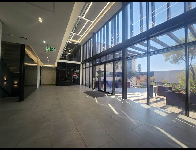 389M² OFFICE TO LET IN WATERFALL