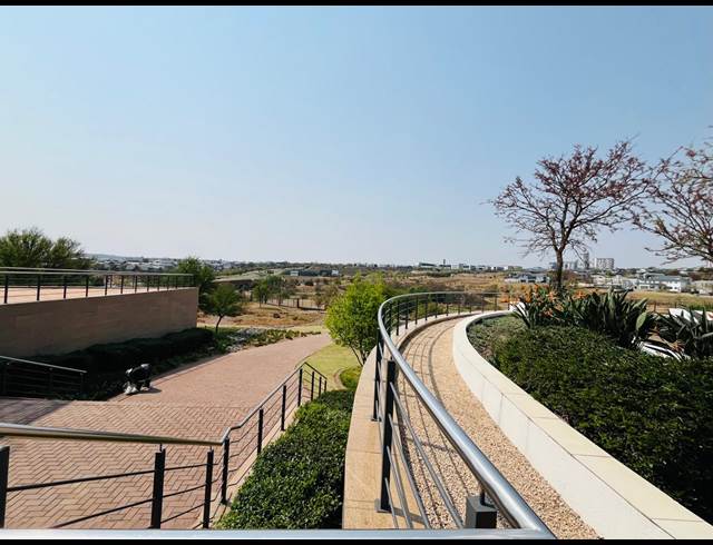 4,435M² OFFICE TO LET IN WATERFALL