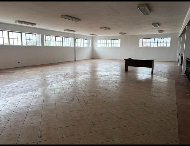 1,125M² WAREHOUSE TO LET IN TULISA PARK