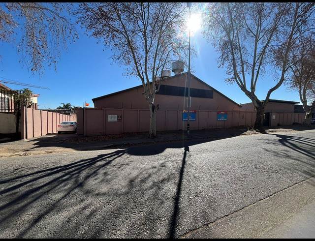 2,421M² WAREHOUSE TO LET IN BOOYSENS RESERVE