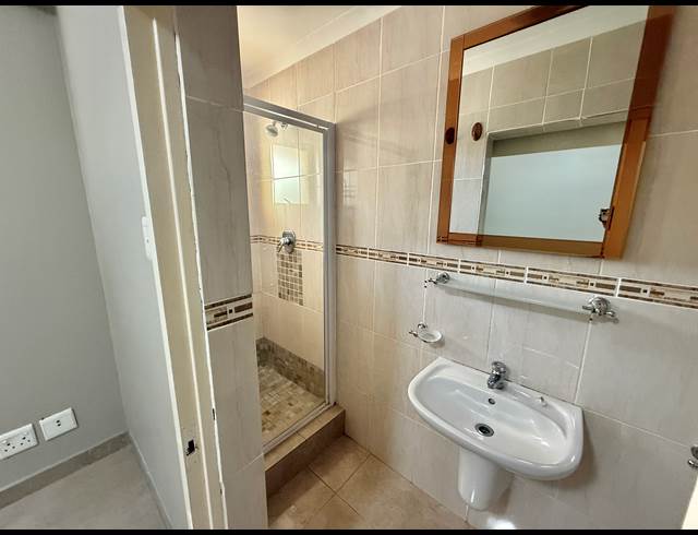 1 BEDROOM APARTMENT TO LET IN UMHLANGA RIDGE