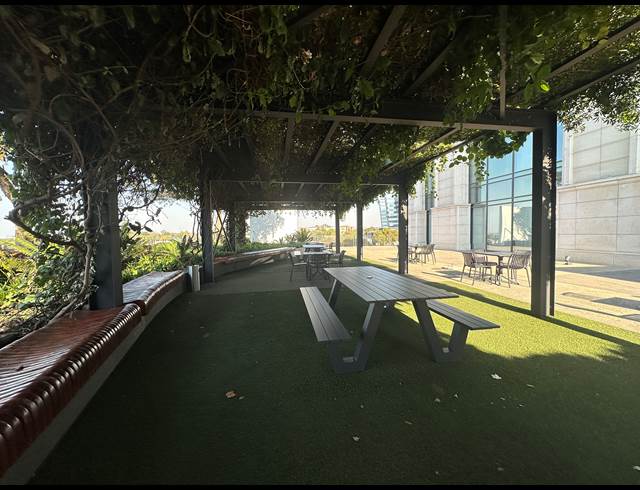 1,816M² OFFICE TO LET IN SANDTON CENTRAL
