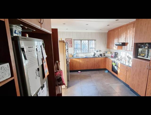 3 BEDROOM HOUSE TO LET IN FISHERS HILL