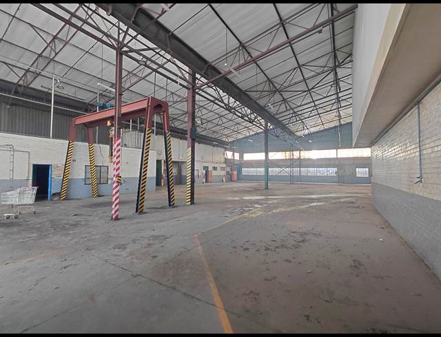 25,085M² FACTORY TO LET IN CLAYVILLE