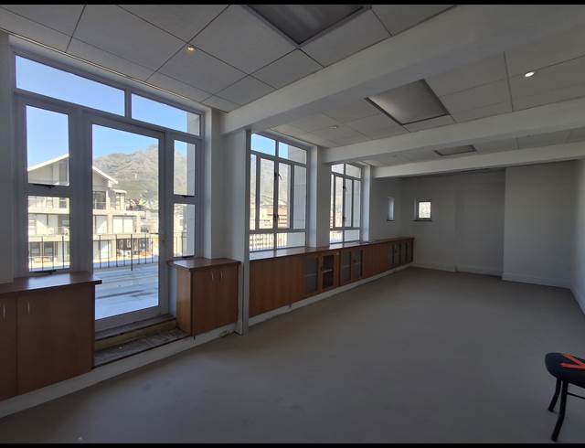 288M² OFFICE TO LET IN CAPE TOWN CITY CENTRE