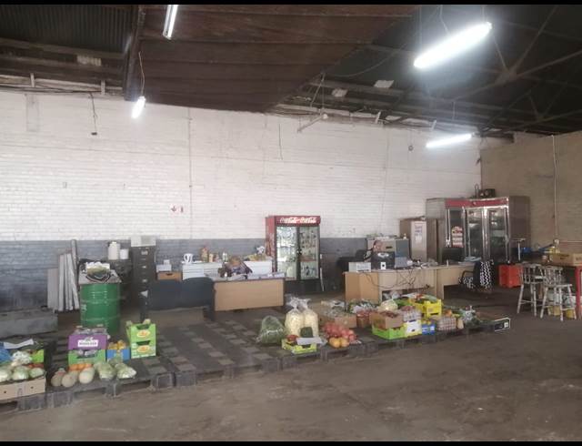 600M² WAREHOUSE TO LET IN JOHANNESBURG CENTRAL