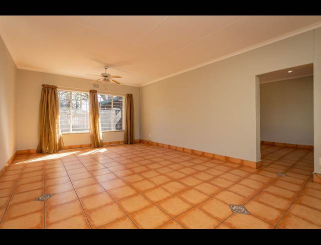 3 Bedroom House to Rent Krugersdorp
