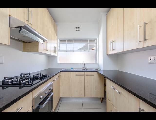 2 BEDROOM APARTMENT TO LET IN TAMBOERSKLOOF