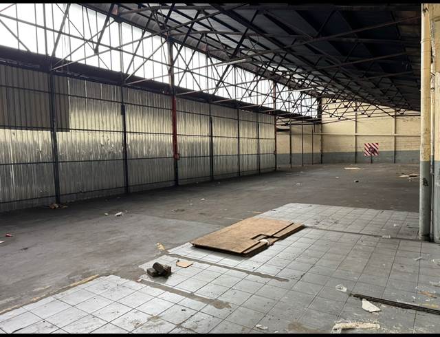 2,500M² WAREHOUSE TO LET IN BOOYSENS RESERVE