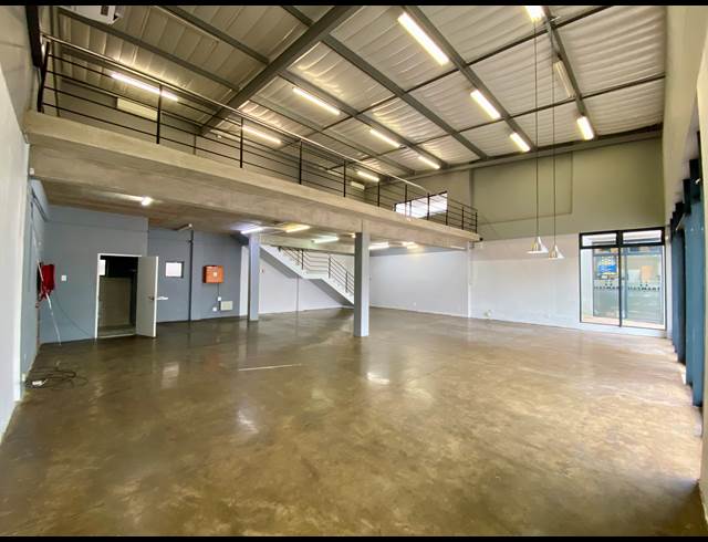 223M² RETAIL TO LET IN NEW TOWN CENTRE