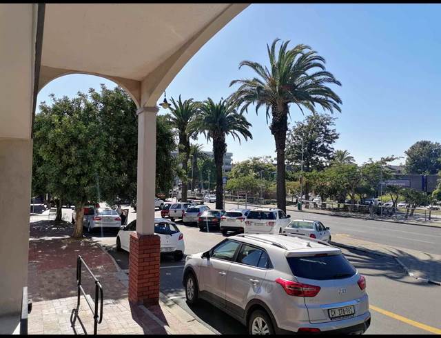 100M² RETAIL TO LET IN DURBANVILLE CENTRAL