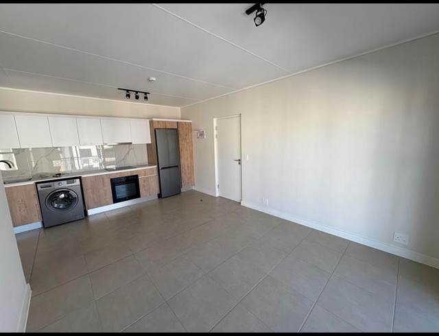 1 BEDROOM PROPERTY TO RENT IN RICHWOOD