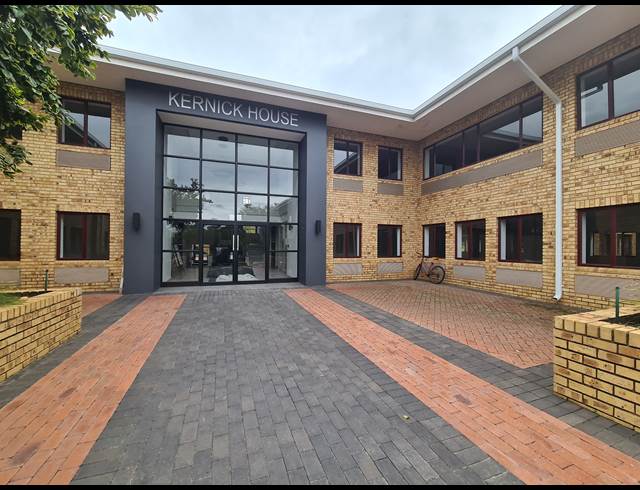 3,105M² OFFICE TO LET IN VORNA VALLEY