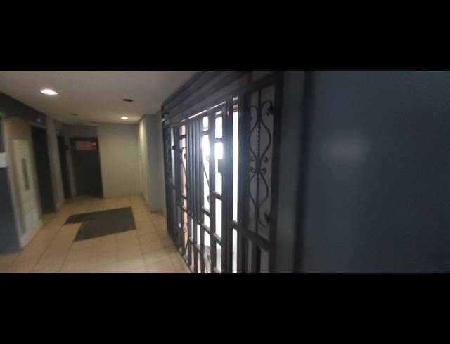 536M² BUSINESS TO LET IN BORDEAUX