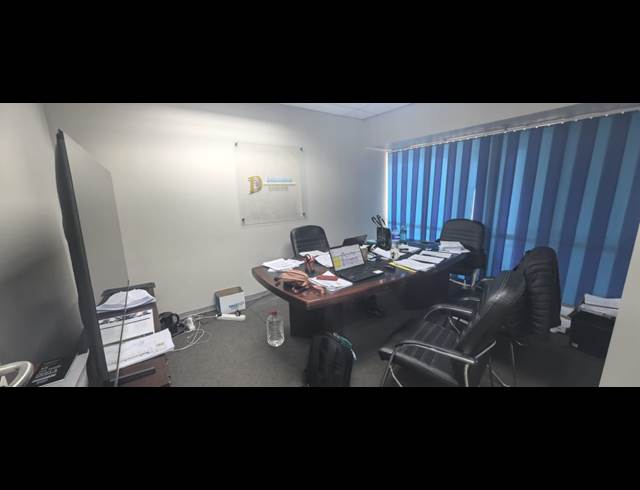 63M² OFFICE TO LET IN BO-DORP