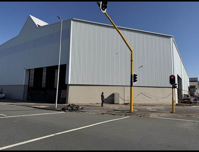5,478M² WAREHOUSE TO LET IN CONGELLA