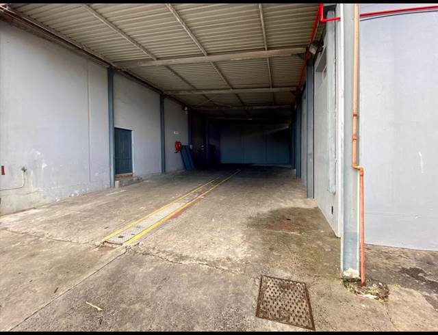 695M² WAREHOUSE TO LET IN PAARDEN EILAND