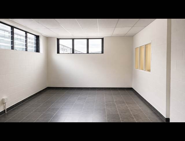 362M² WAREHOUSE TO LET IN RETREAT INDUSTRIAL