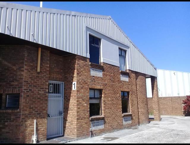 390M² WAREHOUSE TO LET IN EPPING INDUSTRIAL