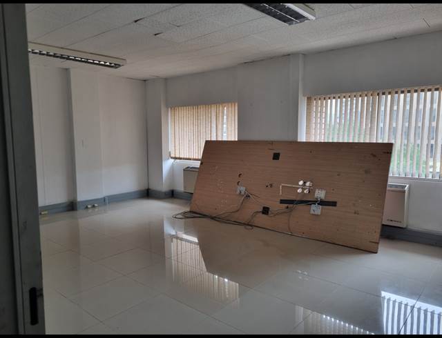 495M² OFFICE TO LET IN NELSPRUIT CENTRAL