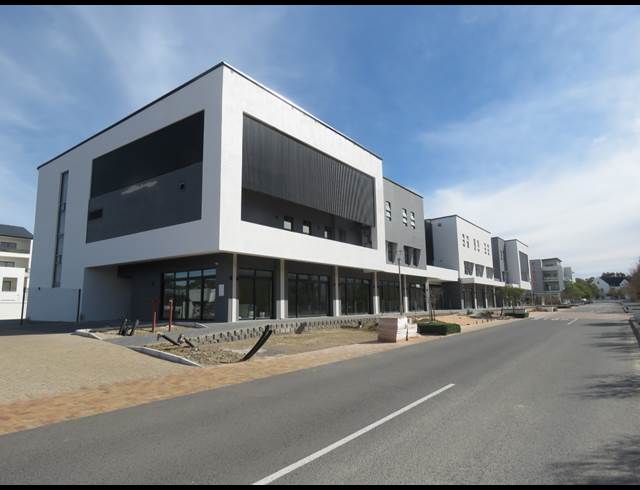 240M² MEDICAL SUITE TO LET IN PAARDEVLEI