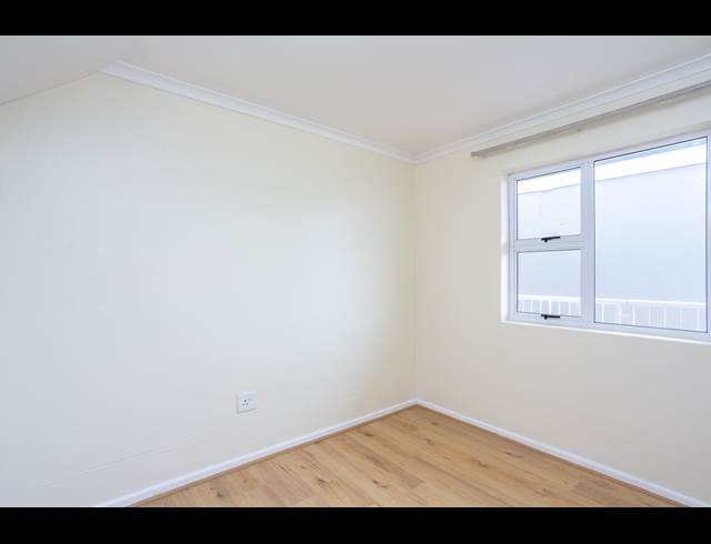 2 BEDROOM APARTMENT TO LET IN MUIZENBERG