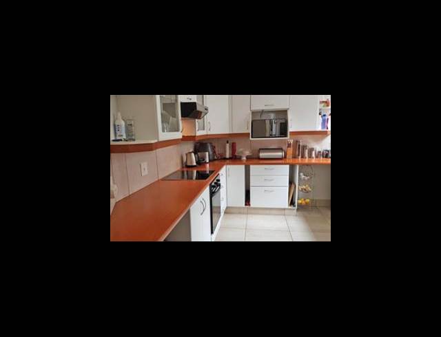 3 BEDROOM PROPERTY TO RENT IN PARKMORE