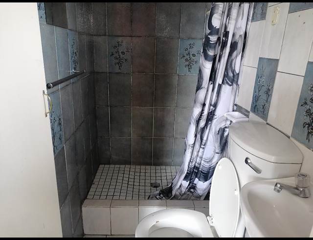 1 bed property to rent in OAKDENE