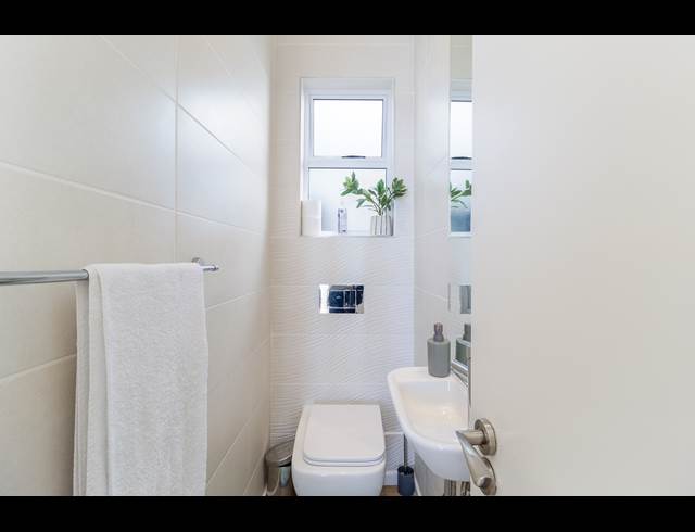 4 BEDROOM HOUSE TO LET IN CLIFTON