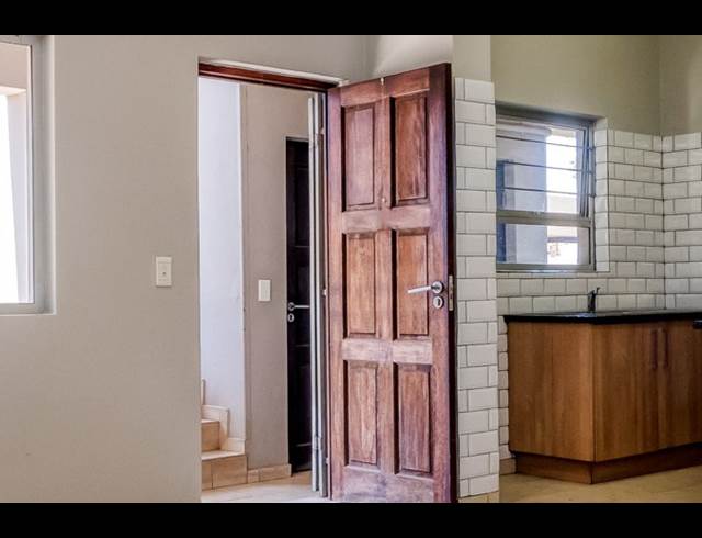2 BEDROOM APARTMENT RENTED IN NORTHCLIFF