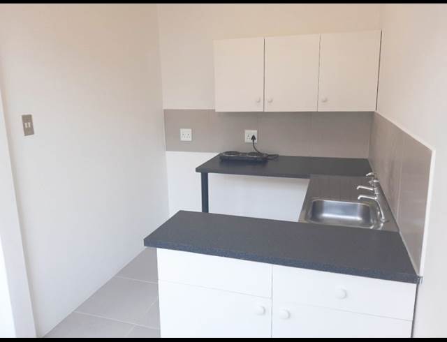 0 bed property to rent in CAPE TOWN CITY CENTRE