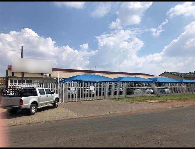 2,400M² WAREHOUSE TO LET IN SPARTAN