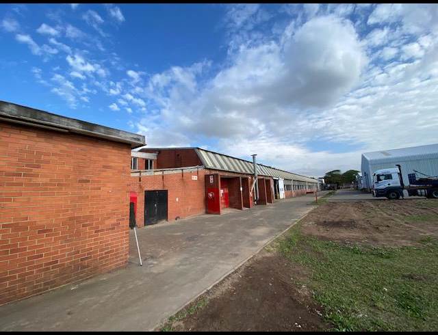 12,000M² WAREHOUSE TO LET IN PROSPECTON INDUSTRIAL
