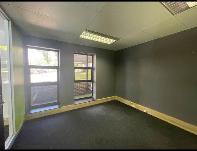 263M² OFFICE TO LET IN HURLINGHAM