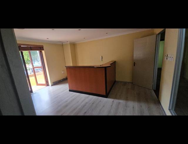 BUSINESS PROPERTY TO RENT IN VORNA VALLEY