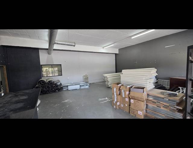 381M² RETAIL TO LET IN RIVERSIDE PARK