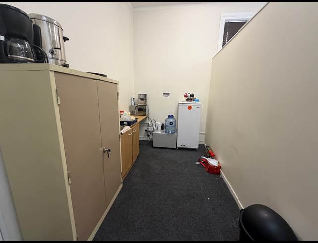 199M² OFFICE TO LET IN PAARDEVLEI