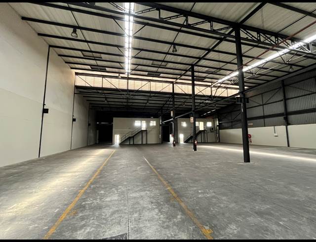 2,020M² WAREHOUSE TO LET IN ELANDSFONTEIN