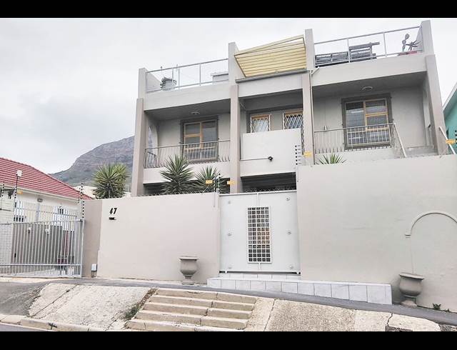 2 bed property to rent in WOODSTOCK