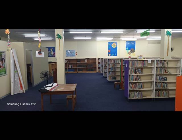 1,096M² BUSINESS CENTRE TO LET IN GLENWOOD