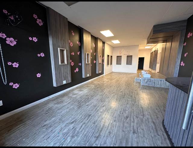 79M² RETAIL TO LET IN REYNO RIDGE