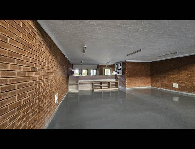 304M² WAREHOUSE TO LET IN HENNOPSPARK