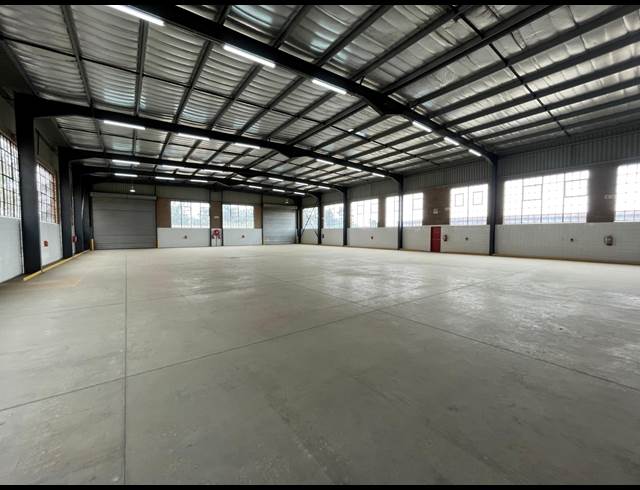 1,250M² WAREHOUSE TO LET IN CHLOORKOP