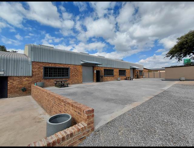 240M² WAREHOUSE TO LET IN BENONI AH