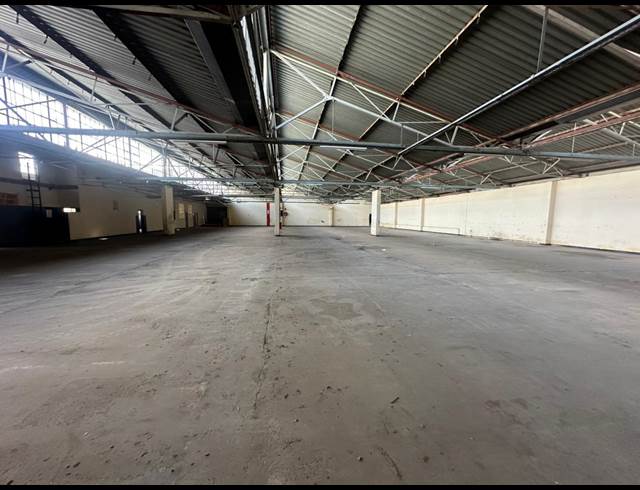 2,663M² WAREHOUSE TO LET IN ELANDSFONTEIN