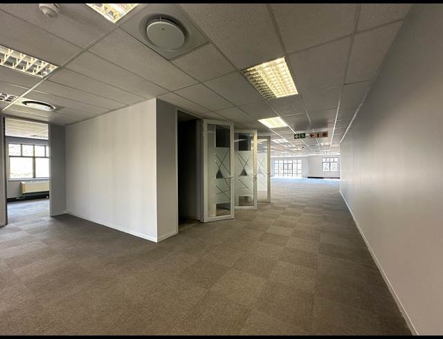 473M² OFFICE TO LET IN SANDTON CENTRAL