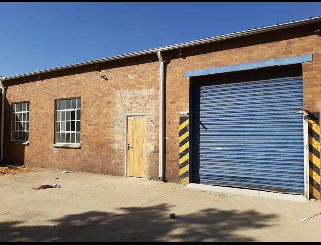 168M² WAREHOUSE TO LET IN WADEVILLE