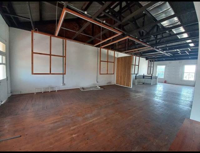 244M² OFFICE TO LET IN WINDERMERE