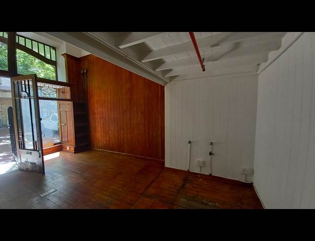40M² RETAIL RENTED IN CAPE TOWN CITY CENTRE