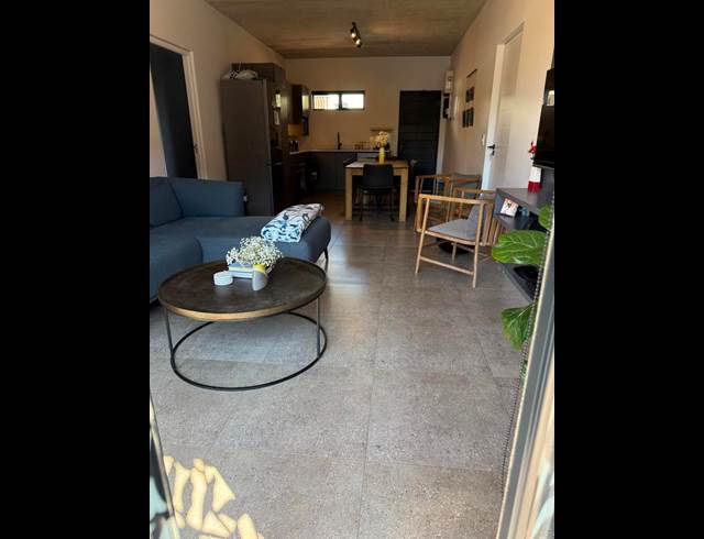 1 BEDROOM PROPERTY TO RENT IN HYDE PARK